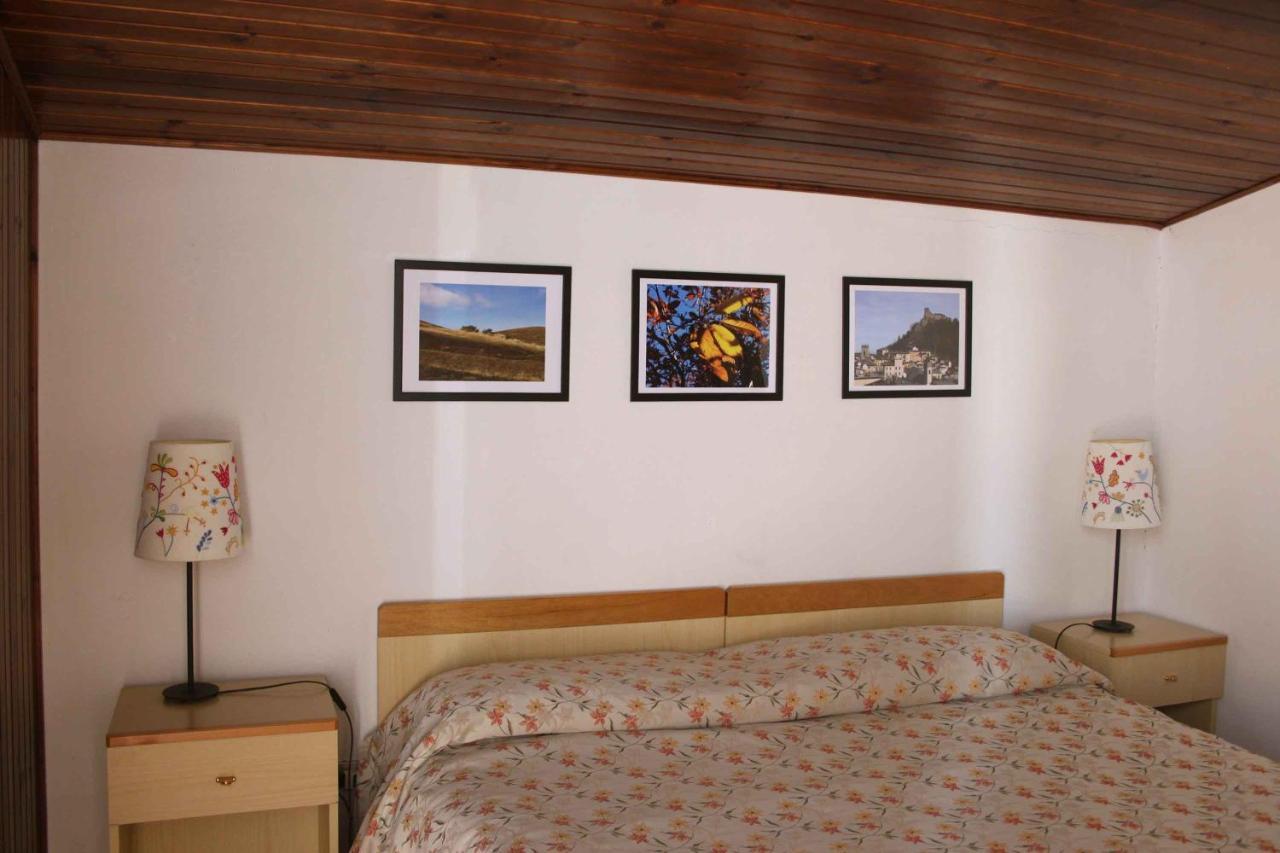 Hotel Tirolo Sestola Camera foto