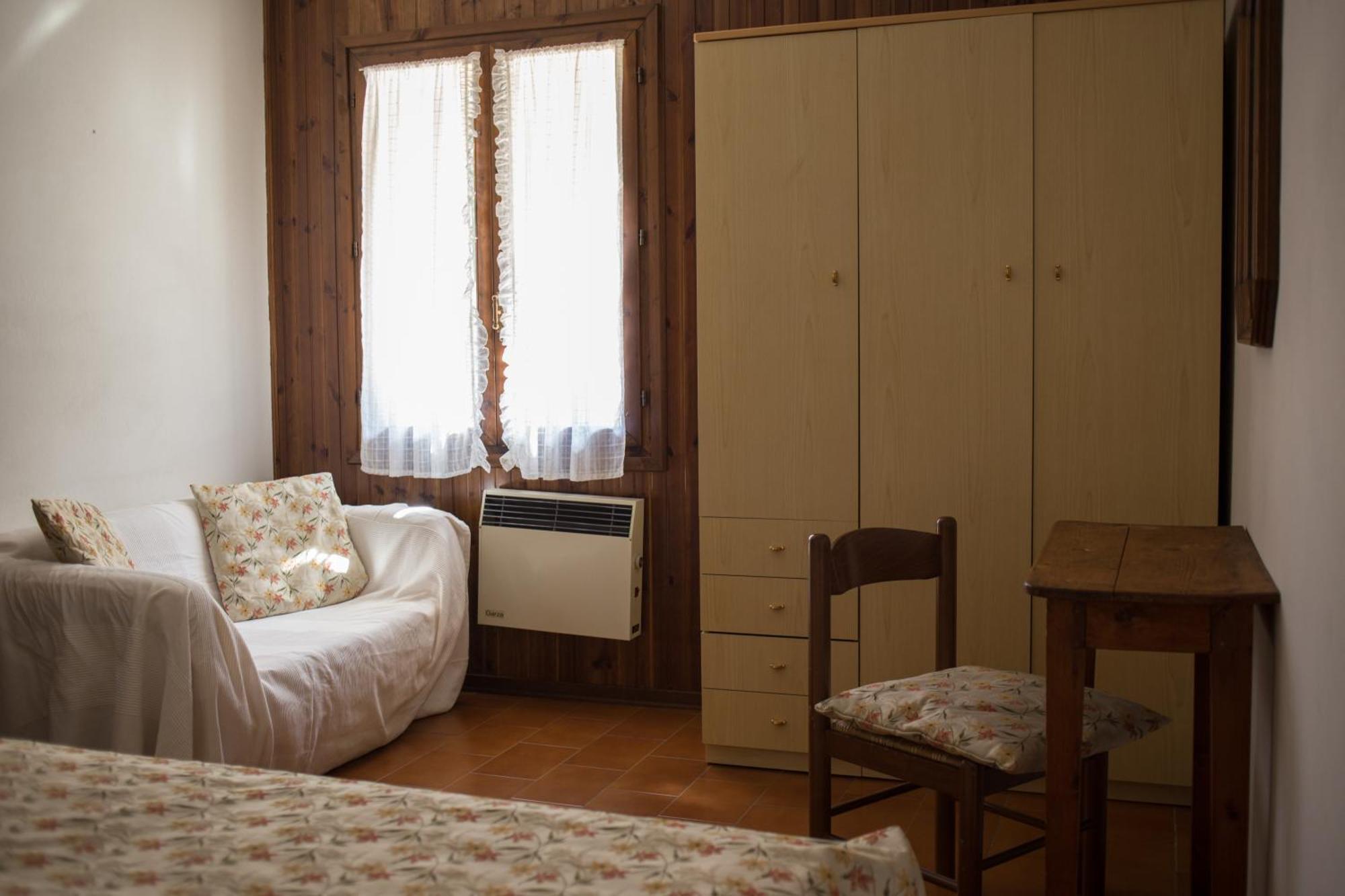 Hotel Tirolo Sestola Camera foto